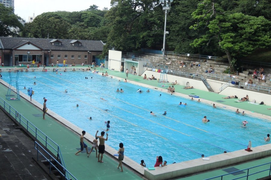 Motomachi Swimming Pool, Yokohama
