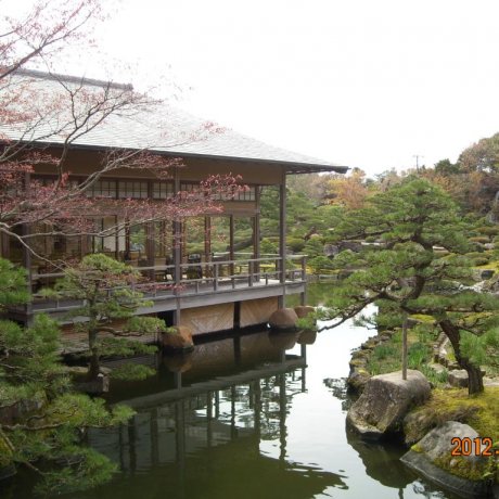 Yuushien Garden on Daikon-shima Yuushien Garden on Daikon-shima