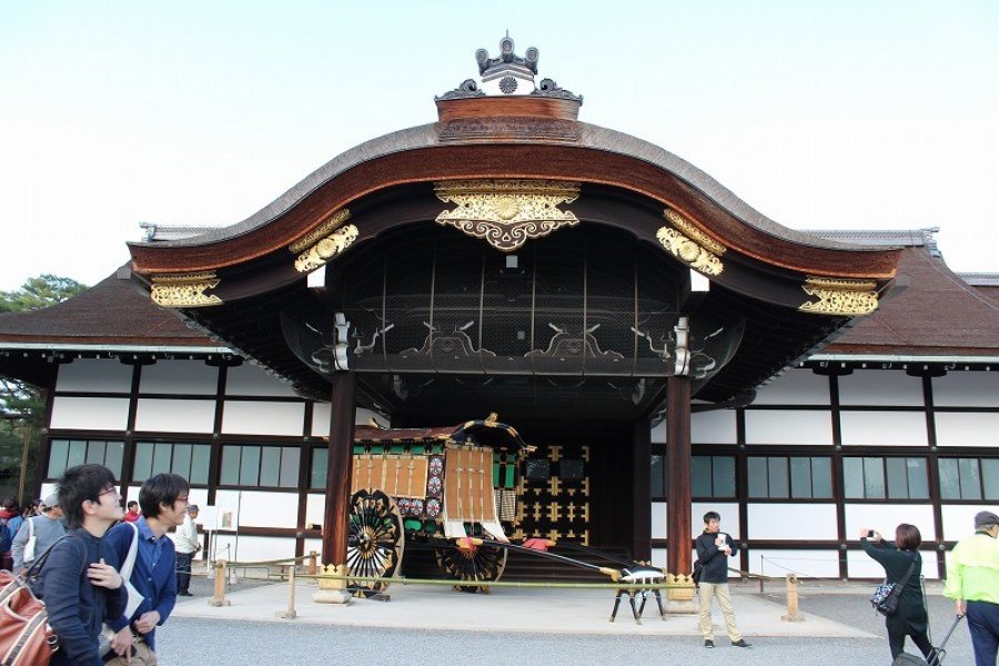 A Walk at Kyoto Imperial Palace - 1