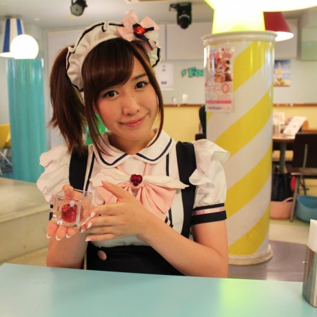 Maidreamin Maid Cafe in Akihabara Maidreamin Maid Cafe in Akihabara