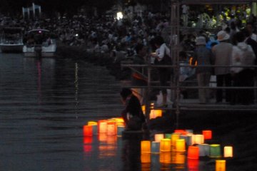 Kanzanji Lanterns & Fireworks