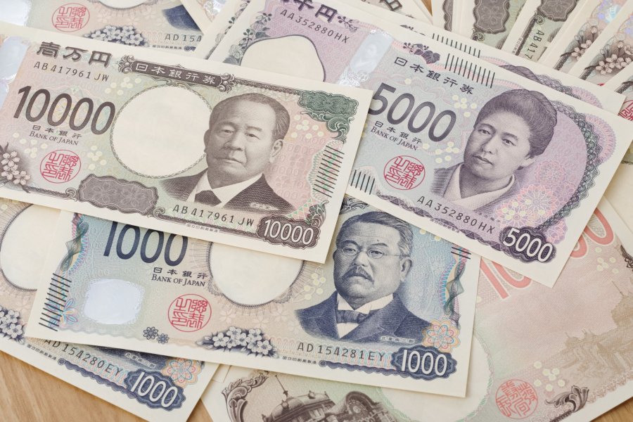 Money in Japan