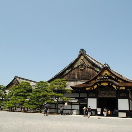 Nijo Castle (Nijo-jo) Nijo Castle (Nijo-jo)