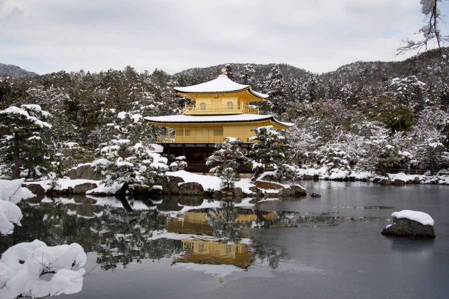 Kinkakuji Winter Scenery