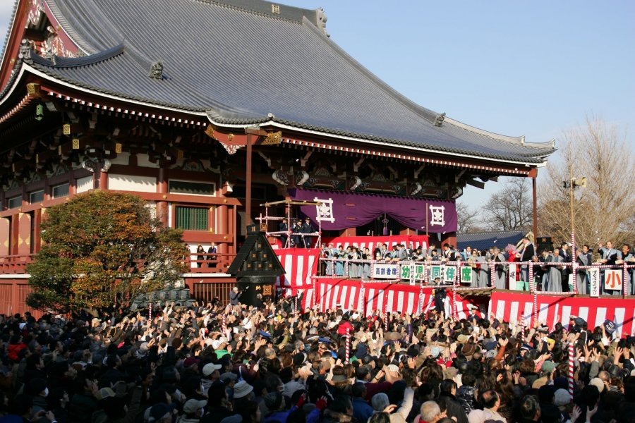 Setsubun at Ikegami Honmonji