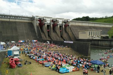 Kitakami River Rubber Boat Race