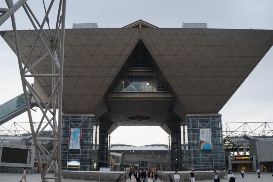 Tokyo Big Sight: A Monster of a Convention Center