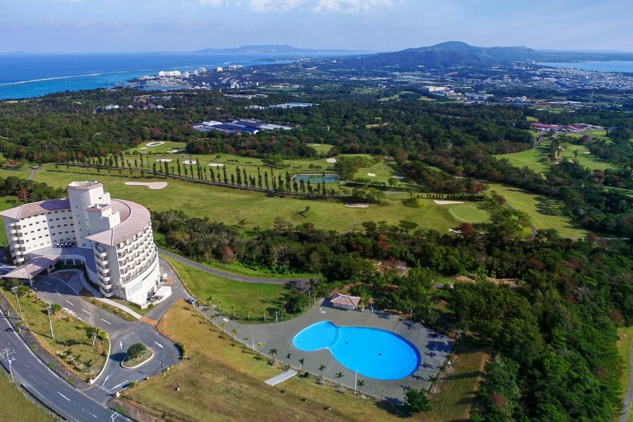 Meeting Friends at the ANSA Okinawa Resort