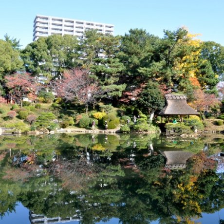 Visiting Shukkei-en Garden Visiting Shukkei-en Garden