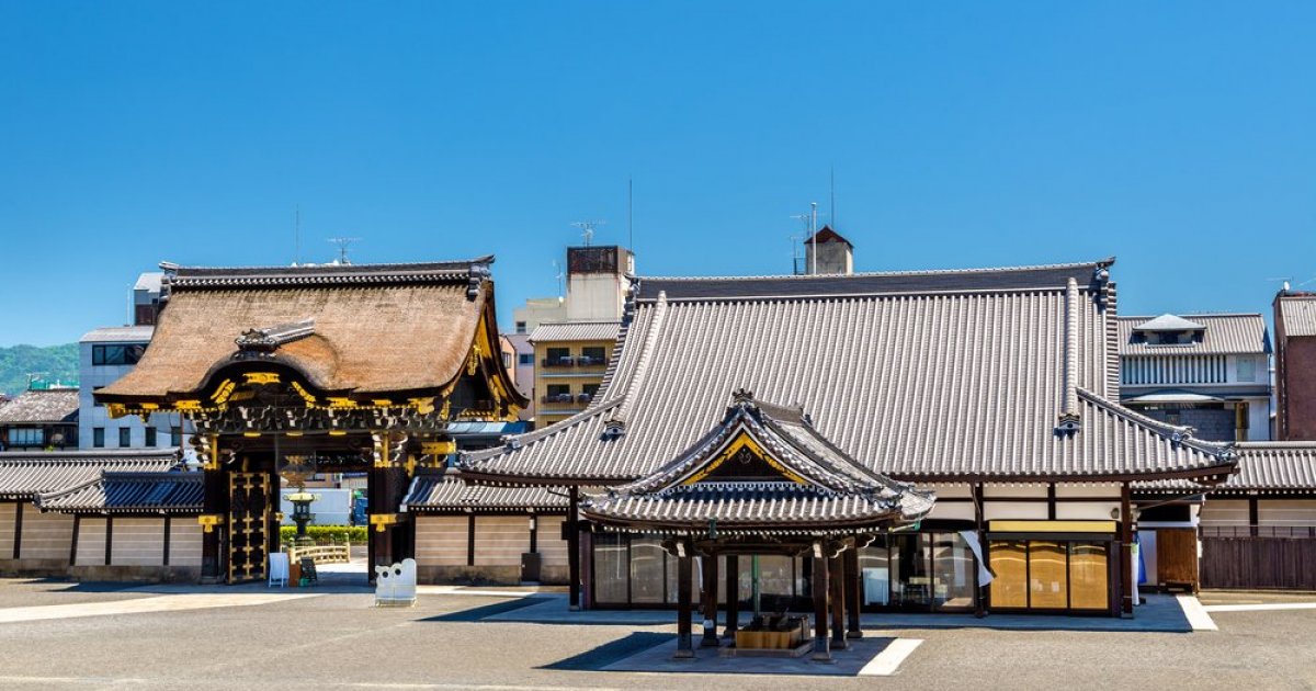 Nishi Hongan-ji - Kyoto Attractions - Japan Travel