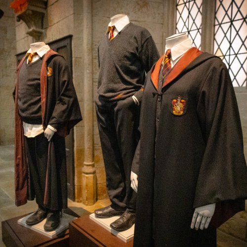 Gryffindor school uniforms